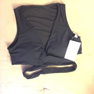 NWT Fabletics Adelaide Sports Bra M/8 black